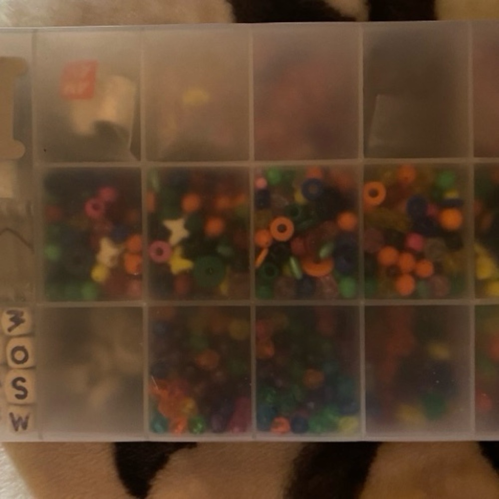 Colorful Bead Collection Kit - Picture 4 of 4